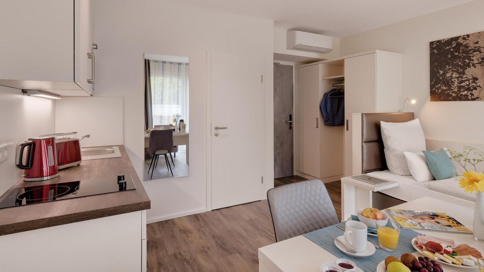 Amper Art Hotel Fuerstenfeldbruck Exterior photo